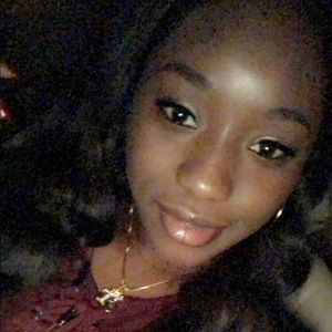 Meet your Posher, Tiera